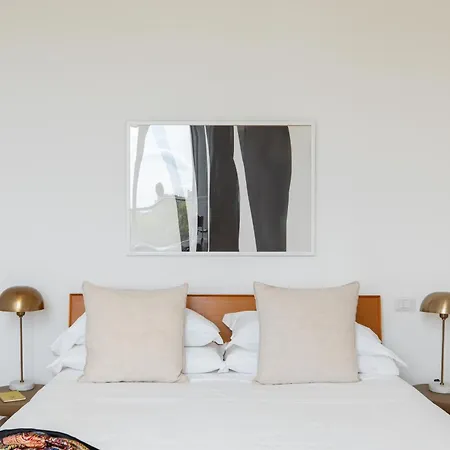 Iflat Bright & Modern Living With Panoramic View *