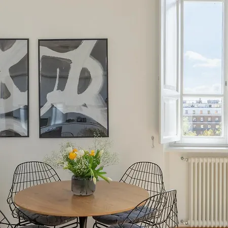 Iflat Bright & Modern Living With Panoramic View דירה *